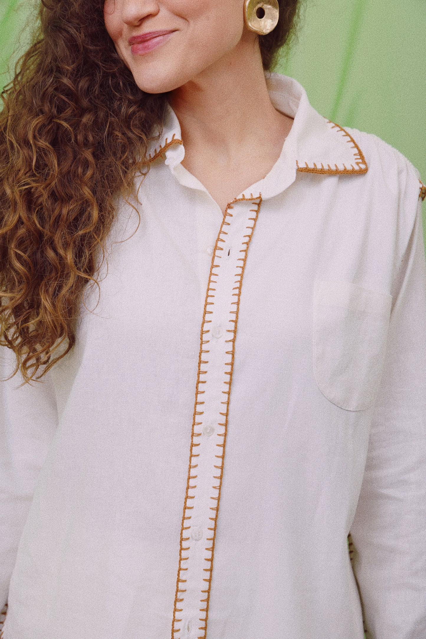 Camisa de Linho Branco com Crochê